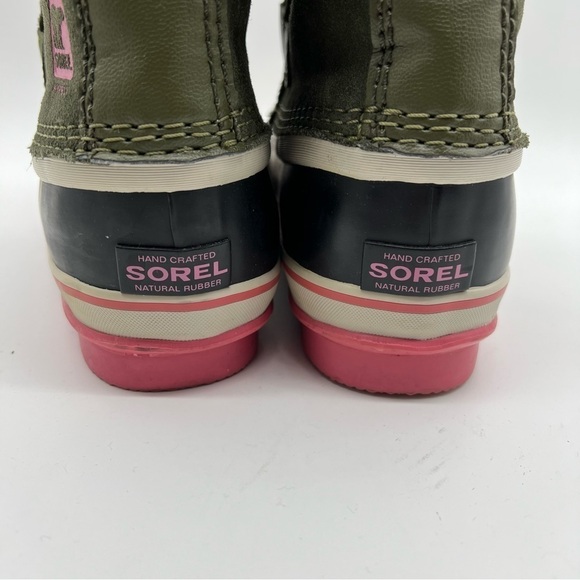 Sorel Joan of Arc Waterproof Winter‎ Snow Boots with Lining and Fur Detail - Picture 4 of 14